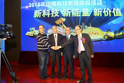 以“新科技、新能量、新价值”为主题的2015W88优德官网科技新品体验运动在公司总部拉开帷幕。。。。。。